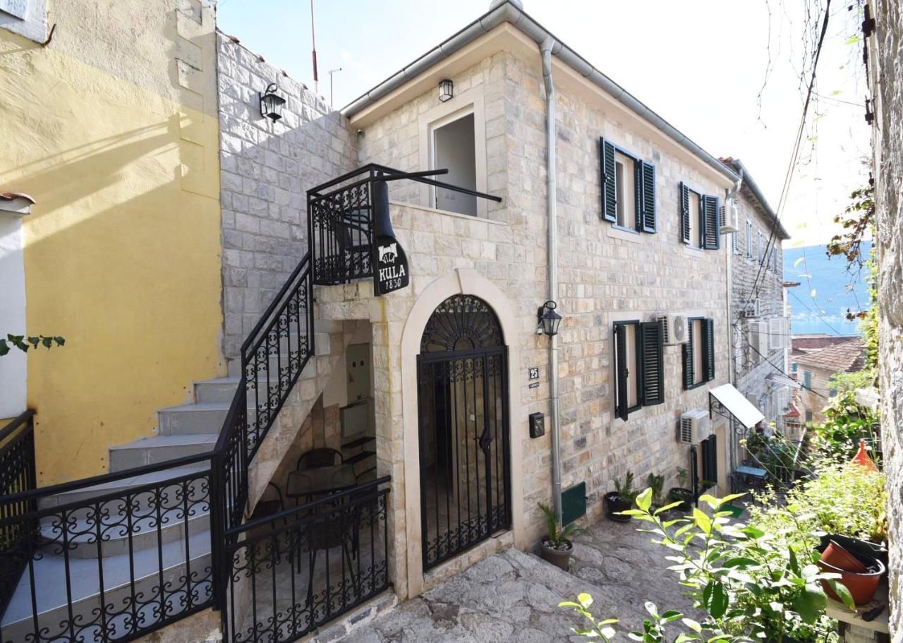 Vila Kula 1830 Apartments Herceg Novi Bagian luar foto